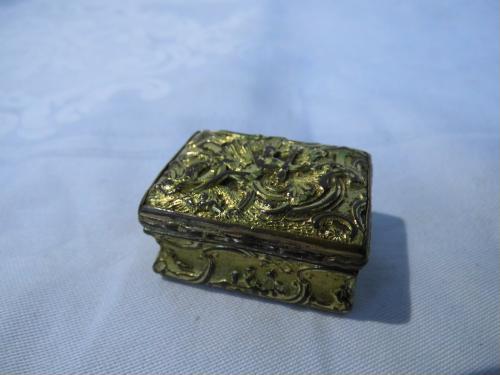 Antike Puderdose / Schmuckdose aus Kupfer vergoldet / Handarbeit Poseidon 1850 im Ebay-Shop gebrauchtwaren-kw2011 aufrufen