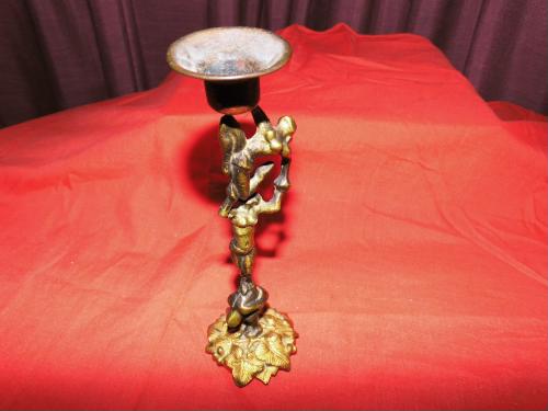 Messing Tisch - Kerzenhalter 3 Akrobaten / Antiker Kerzenständer / Sammlerstück im Ebay-Shop gebrauchtwaren-kw2011 aufrufen