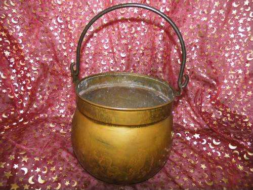 Antiker, großer Wasserkessel aus Messing um 1900 - 1920 / Stahlhenkel / 3 Liter im Ebay-Shop gebrauchtwaren-kw2011 aufrufen