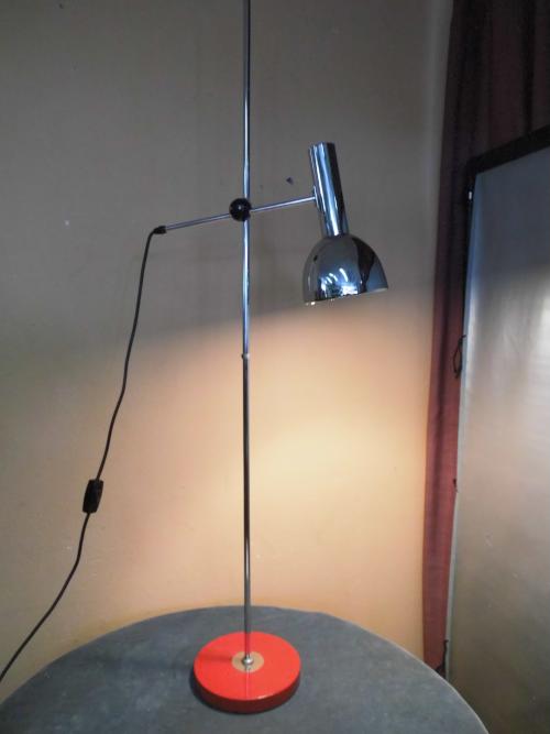 Schöne alte Stehlampe um 1975 / verchromte Leselampe / Retro Handarbeitslampe im Ebay-Shop gebrauchtwaren-kw2011 aufrufen